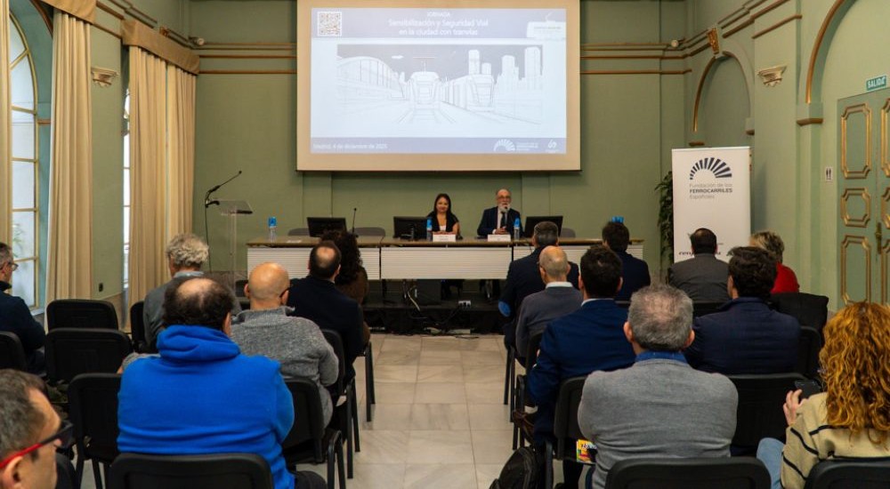 Presentados los resultados de 'conviTran', el proyecto de sensibilización y seguridad vial en torno a la ciudad y el tranvía Presentados los resultados de 'conviTran', el proyecto de sensibilización y seguridad vial en torno a la ciudad y el tranvía
