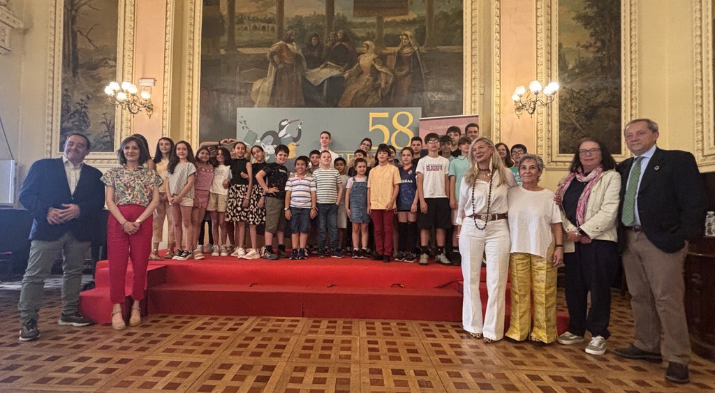 El certamen �Pr�xima estaci�n: Delibes� premia relatos inspirados en el escritor vallisoletano y el tren 