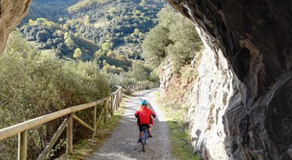 La Fundaci�n y Turismo Vivencial promueven las V�as Verdes
