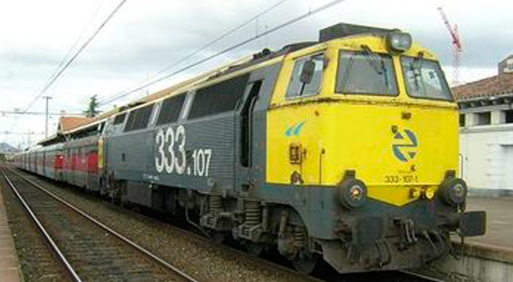 Preservada una locomotora de la serie 333 para su uso con trenes históricos Preservada una locomotora de la serie 333 para su uso con trenes históricos