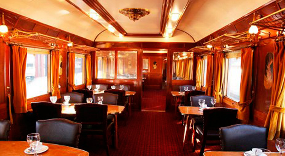 El tren ´Prestige´ viaja por Extremadura para celebrar 150 años del ferrocarril Ciudad Real-Badajoz El tren ´Prestige´ viaja por Extremadura para celebrar 150 años del ferrocarril Ciudad Real-Badajoz