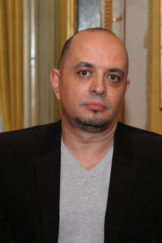 Juan Antonio Gonz�lez Iglesias